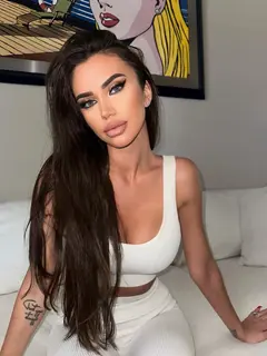 Amira escort in Dubai