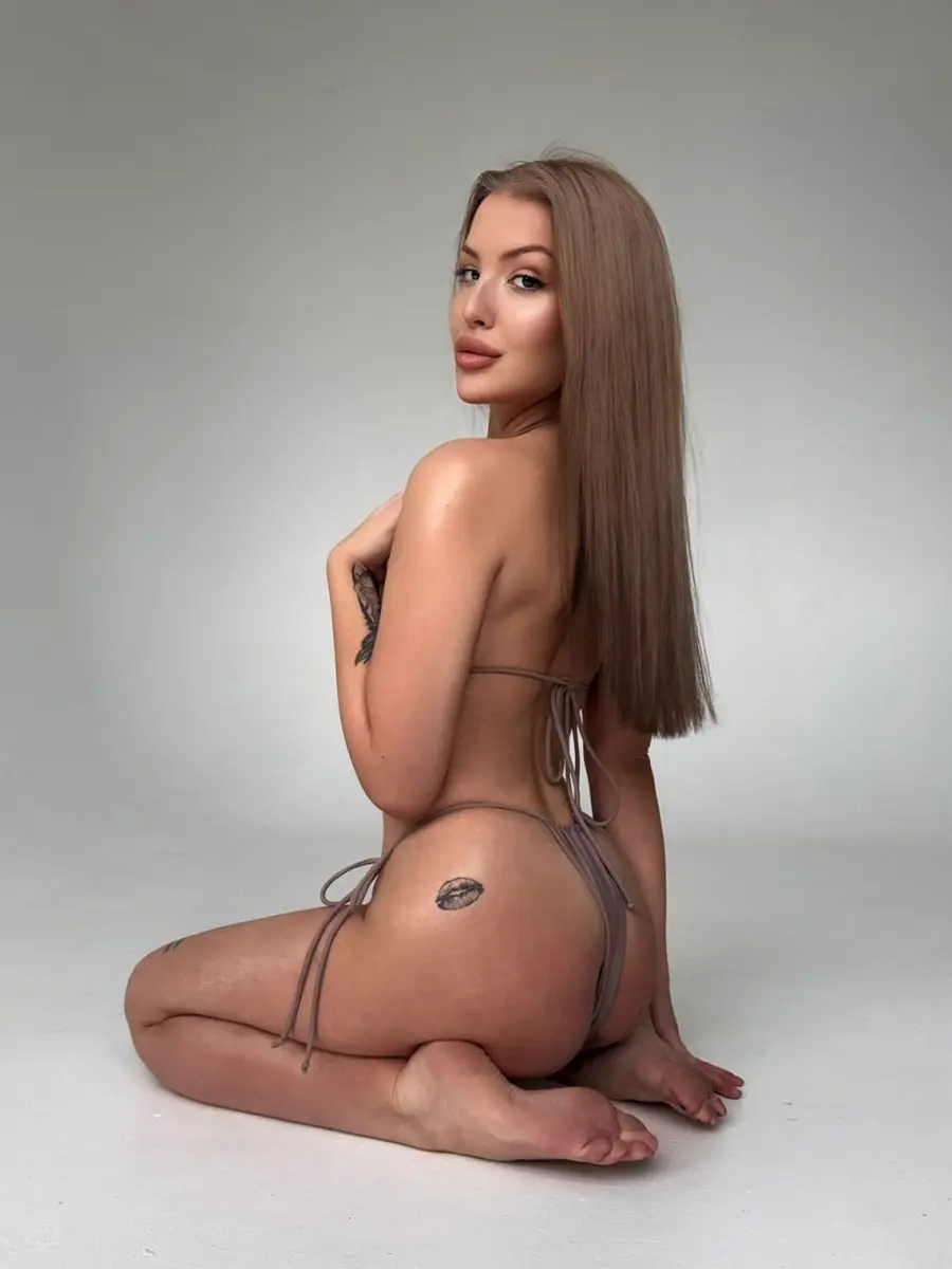 Arabella escort in Dubai