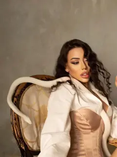 Ashley escort in Dubai