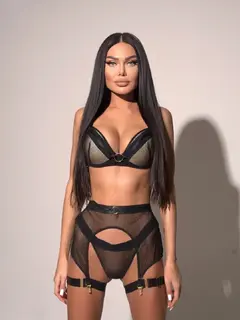 Binna escort in Dubai