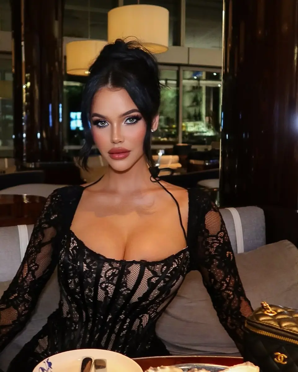 Эльмира эскорт в городе Дубай