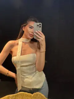 Emilia escort in Dubai