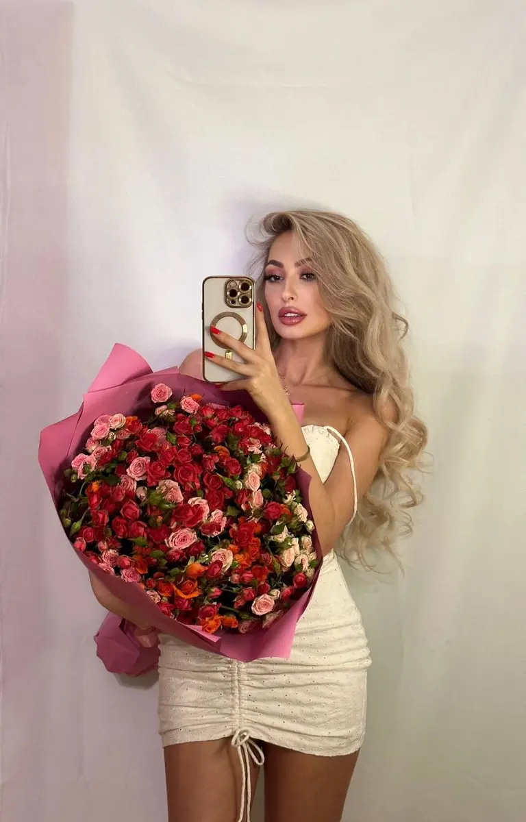 Iscorka escort in Dubai