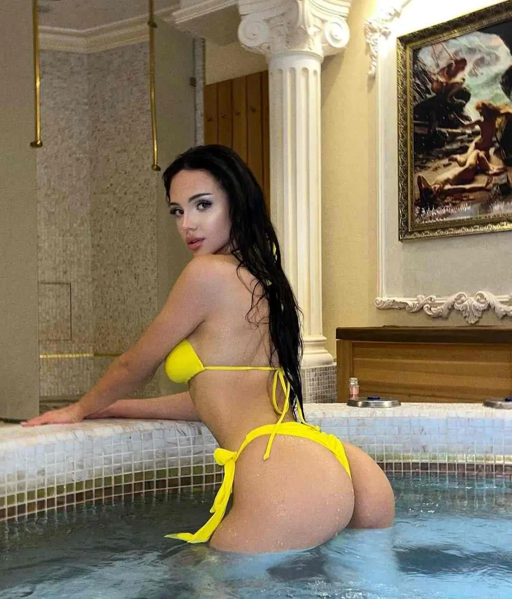 Rina escort in Dubai