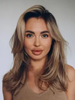 Sarah escort in Dubai